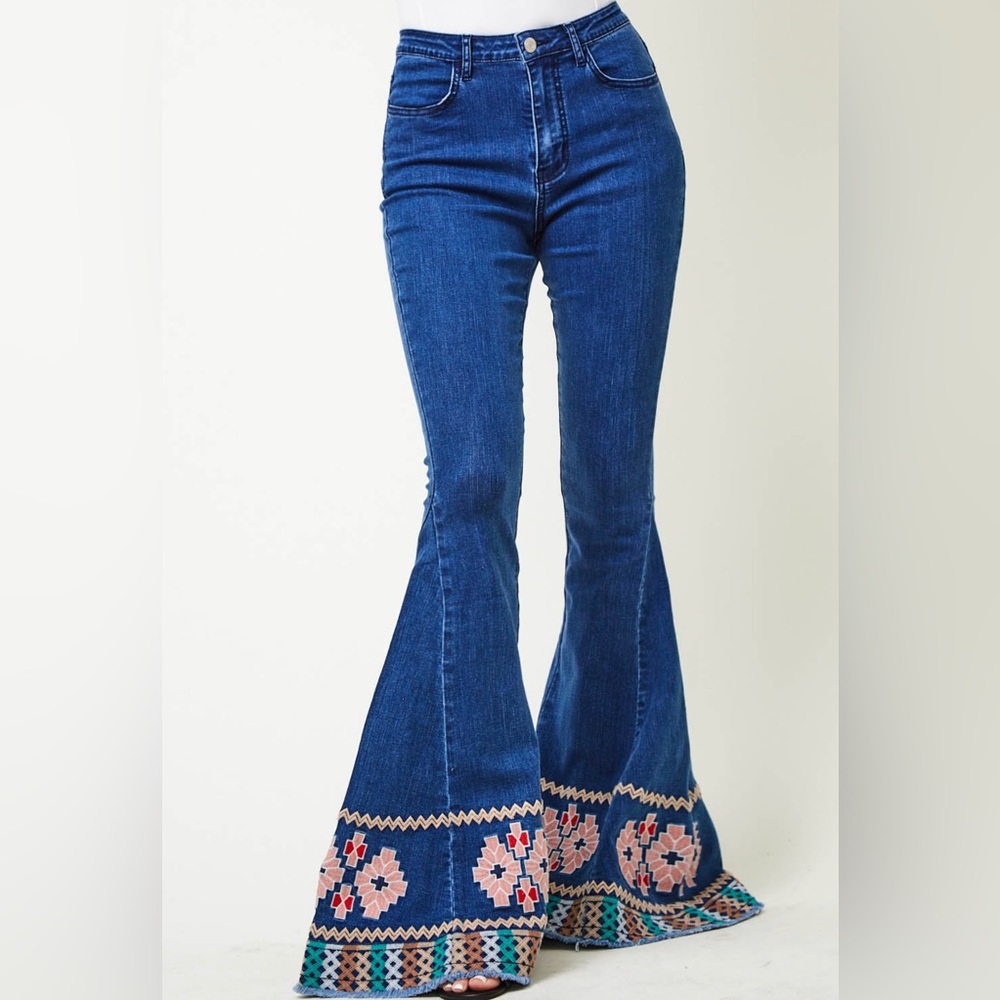 Embroidered Detailed Denim Bellbottoms